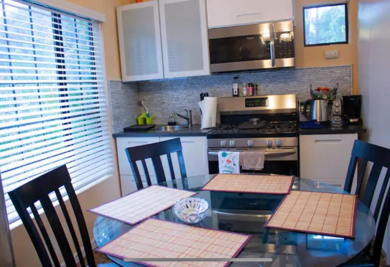 Large Luxury Studio With View In Santa Monica Exterior photo